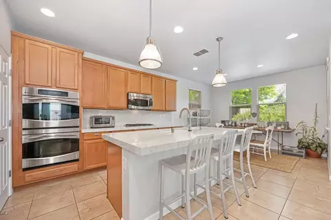 Kitchen - 2674 Flintlock Ln, Rocklin, CA 95765 photo 1 of 3