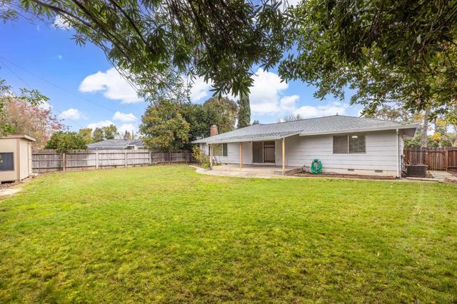 4907 Crestview Dr, Carmichael, CA 95608