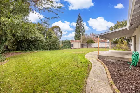 Exterior - 4907 Crestview Dr, Carmichael, CA 95608 photo 3 of 5