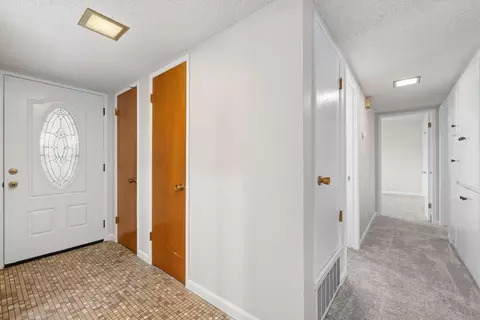 Entry Way - 4907 Crestview Dr, Carmichael, CA 95608 photo 1 of 1