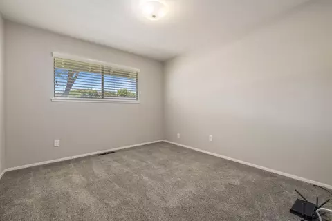 710 Leveland Ln, Modesto, CA 95350 photo 26