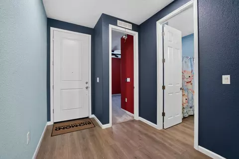 Entry Way - 873 I St, Galt, CA 95632 photo 1 of 7