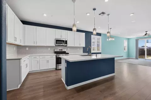 Kitchen - 873 I St, Galt, CA 95632 photo 1 of 2