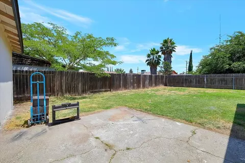 1908 Georgina Dr, Olivehurst, CA 95961 photo 24