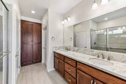 945 Norman Rd, Galt, CA 95632 photo 6