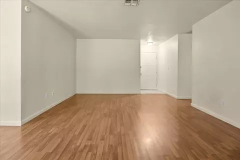 Living - 735 Scarlett Pl, Tracy, CA 95376 photo 6 of 6
