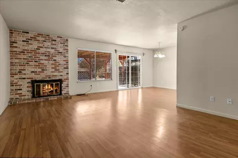 Living - 735 Scarlett Pl, Tracy, CA 95376 photo 4 of 6