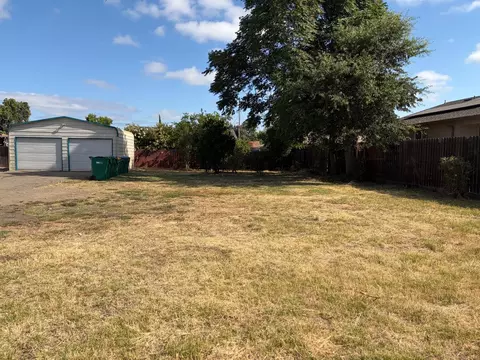 Exterior - 2555 E Miner Ave, Stockton, CA 95205 photo 3 of 6