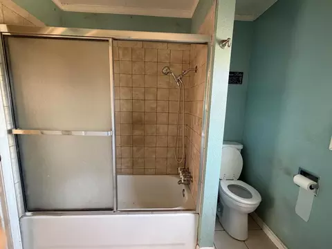Bath - 2555 E Miner Ave, Stockton, CA 95205 photo 3 of 3