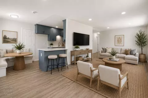 Living - 3501 Larisa Ln, Ceres, CA 95307 photo 2 of 3