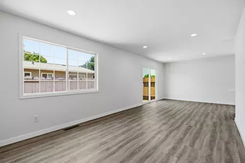Living - 3501 Larisa Ln, Ceres, CA 95307 photo 3 of 3
