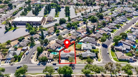 View/Area - 620 N Granada Dr, Madera, CA 93637 photo 4 of 13