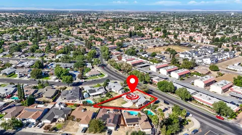View/Area - 620 N Granada Dr, Madera, CA 93637 photo 10 of 13