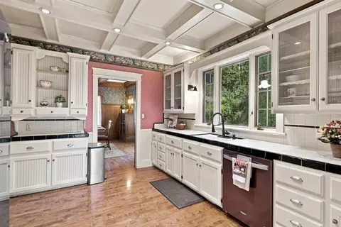 Kitchen - 18925 Applegate Rd, Applegate, CA 95703 photo 1 of 8