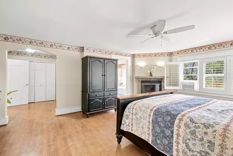 Bedroom - 18925 Applegate Rd, Applegate, CA 95703 photo 2 of 8