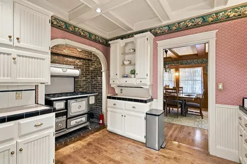 Kitchen - 18925 Applegate Rd, Applegate, CA 95703 photo 2 of 8