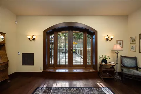 Entry Way - 21050 Pine Ridge Ln, Colfax, CA 95713 photo 5 of 9