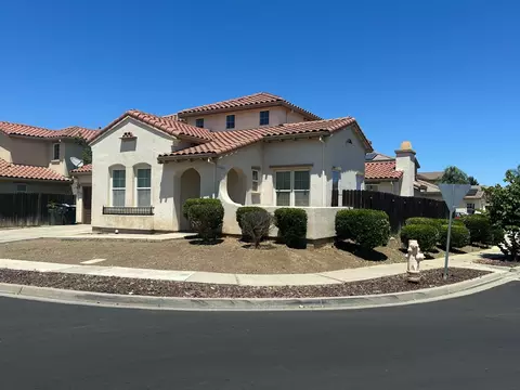 500 Henley Pkwy, Patterson, CA 95363