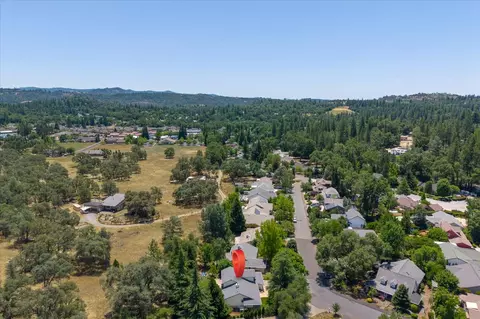 View/Area - 830 Stella Dr, Murphys, CA 95247 photo 4 of 5