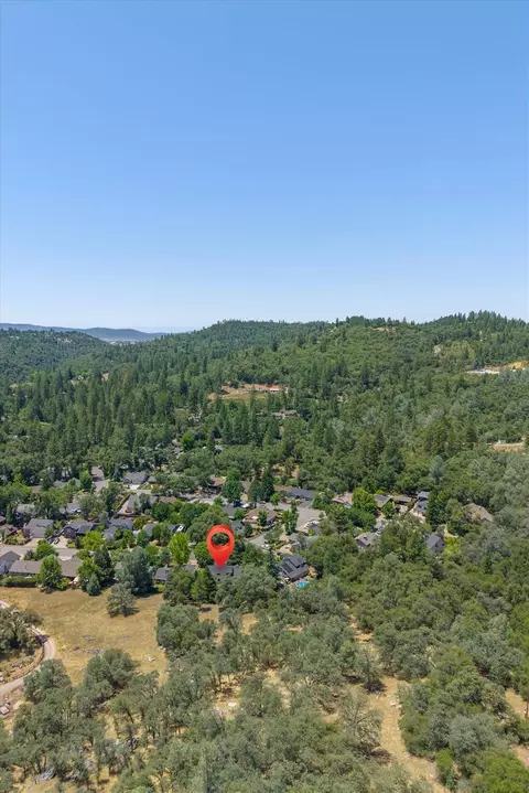 View/Area - 830 Stella Dr, Murphys, CA 95247 photo 5 of 5