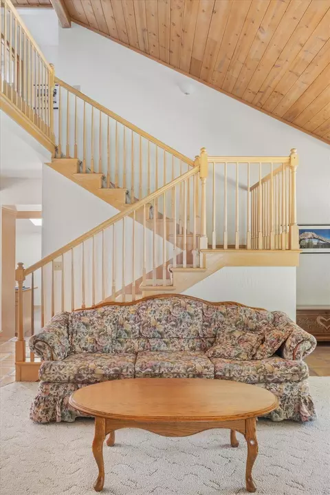Living - 830 Stella Dr, Murphys, CA 95247 photo 3 of 4