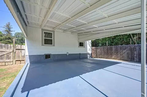 Exterior - 700 N Murdock Ave, Willows, CA 95988 photo 11 of 20