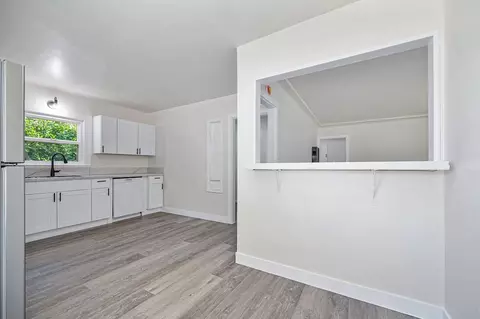 Kitchen - 700 N Murdock Ave, Willows, CA 95988 photo 3 of 3