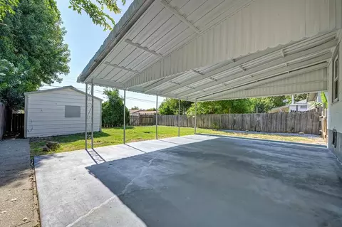 Exterior - 700 N Murdock Ave, Willows, CA 95988 photo 9 of 20