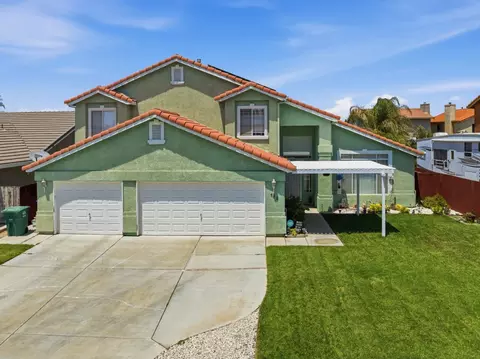 160 Grenache Ct, Los Banos, CA 93635