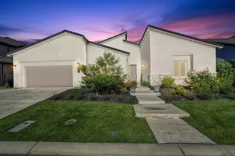 10886 St Moritz Cir, Stockton, CA 95209