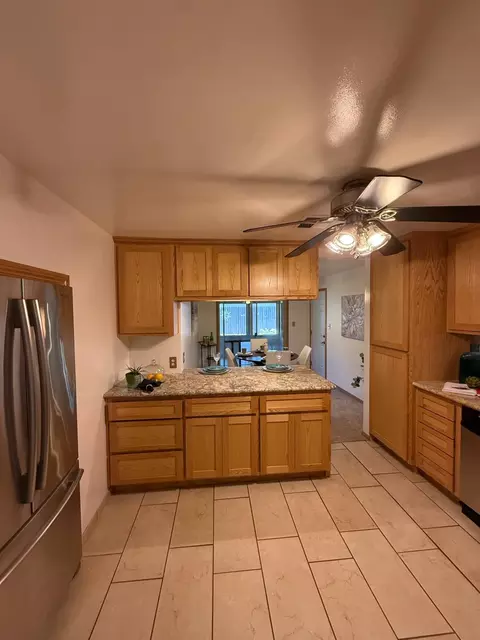 Kitchen - 1244 Mitchell Ave, Escalon, CA 95320 photo 2 of 3