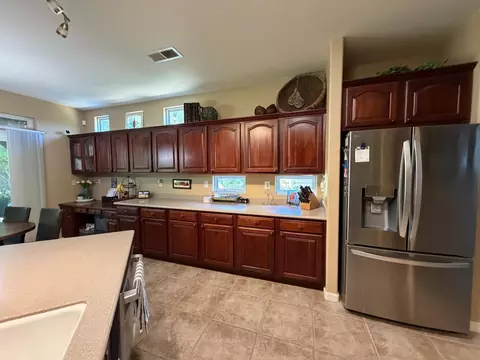 Kitchen - 3200 Mont Cliff Ct, Modesto, CA 95355 photo 3 of 8