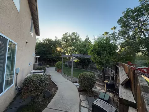 Exterior - 3200 Mont Cliff Ct, Modesto, CA 95355 photo 8 of 8