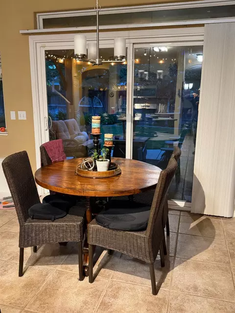 Dining - 3200 Mont Cliff Ct, Modesto, CA 95355 photo 1 of 3