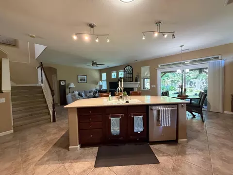Kitchen - 3200 Mont Cliff Ct, Modesto, CA 95355 photo 5 of 8