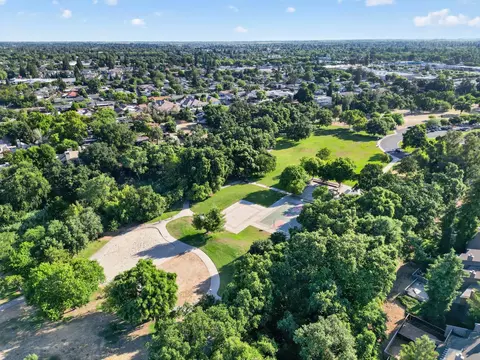 View/Area - 613 Edgebrook Ct, Modesto, CA 95354 photo 4 of 4
