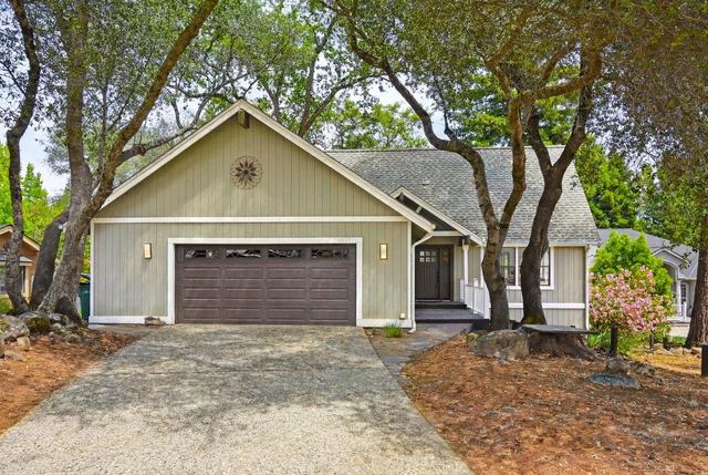 14051 Strawberry Cir, Penn Valley, CA 95946