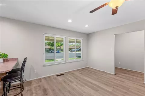 Living - 3309 Benton Cir, Modesto, CA 95350 photo 2 of 5