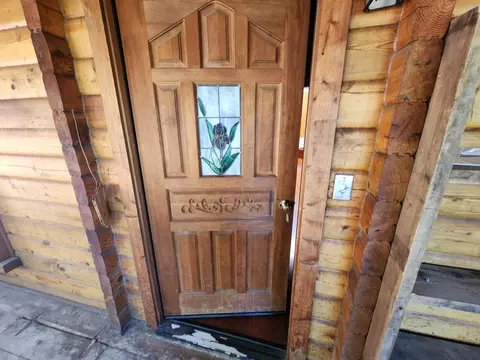 Entry Way - 122 John Ebbetts Rd, Bear Valley, CA 95223 photo 2 of 3