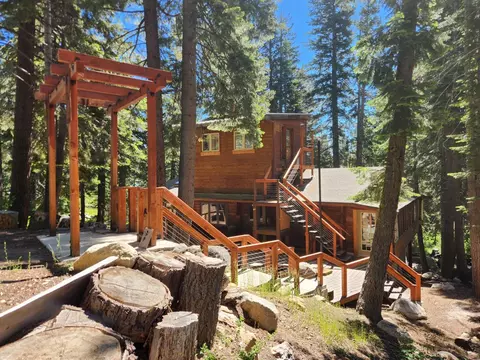 Exterior - 122 John Ebbetts Rd, Bear Valley, CA 95223 photo 4 of 7