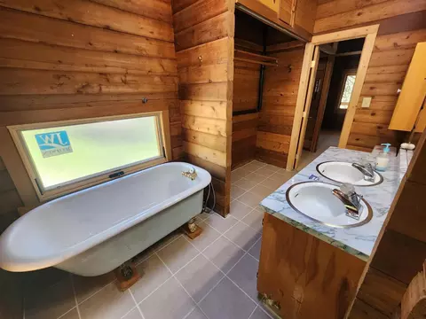 Bath - 122 John Ebbetts Rd, Bear Valley, CA 95223 photo 3 of 5