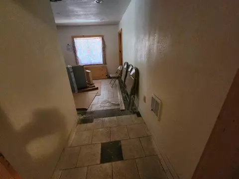 Entry Way - 122 John Ebbetts Rd, Bear Valley, CA 95223 photo 1 of 3