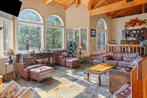 Living - 2434 Dardanelle Vis, Dorrington, CA 95223 photo 2 of 3