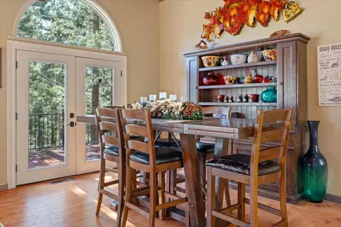 Dining - 2434 Dardanelle Vis, Dorrington, CA 95223 photo 3 of 3