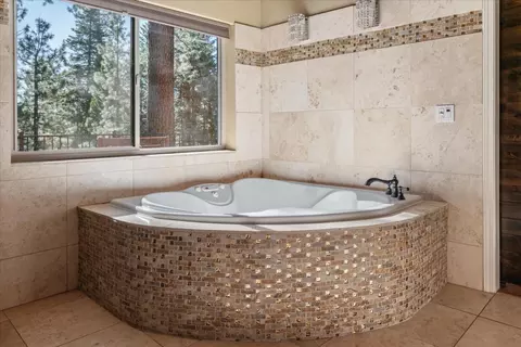 Bath - 2434 Dardanelle Vis, Dorrington, CA 95223 photo 5 of 7