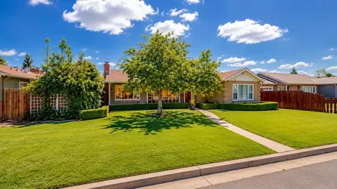 986 Edwards Dr, Turlock, CA 95380 photo 4
