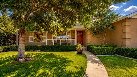 986 Edwards Dr, Turlock, CA 95380