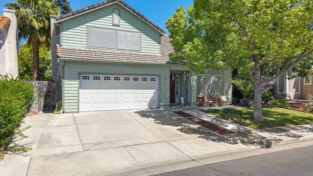 2866 Valcourt Way, Tracy, CA 95377