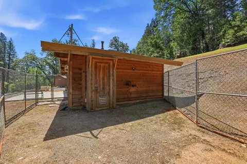 Exterior - 6000 Spanish Dry Diggins Rd, Georgetown, CA 95634 photo 8 of 17