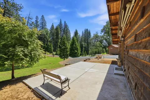 Exterior - 6000 Spanish Dry Diggins Rd, Georgetown, CA 95634 photo 6 of 17